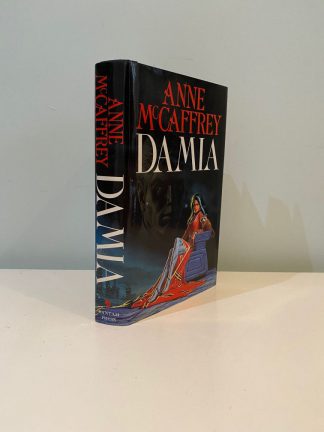 McCAFFREY, Anne - Damia