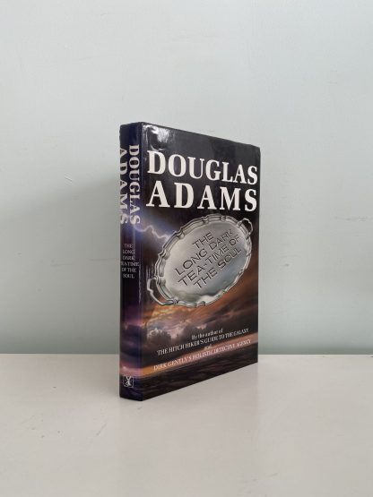 ADAMS, Douglas - The Long Dark Tea-Time Of The Soul